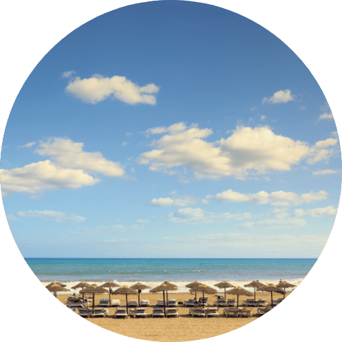 icon showcasing the clean beaches of estepona